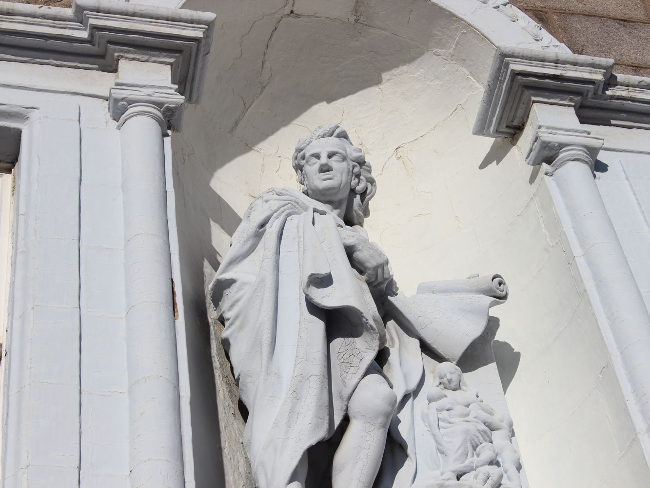 Robert Gordon Statue