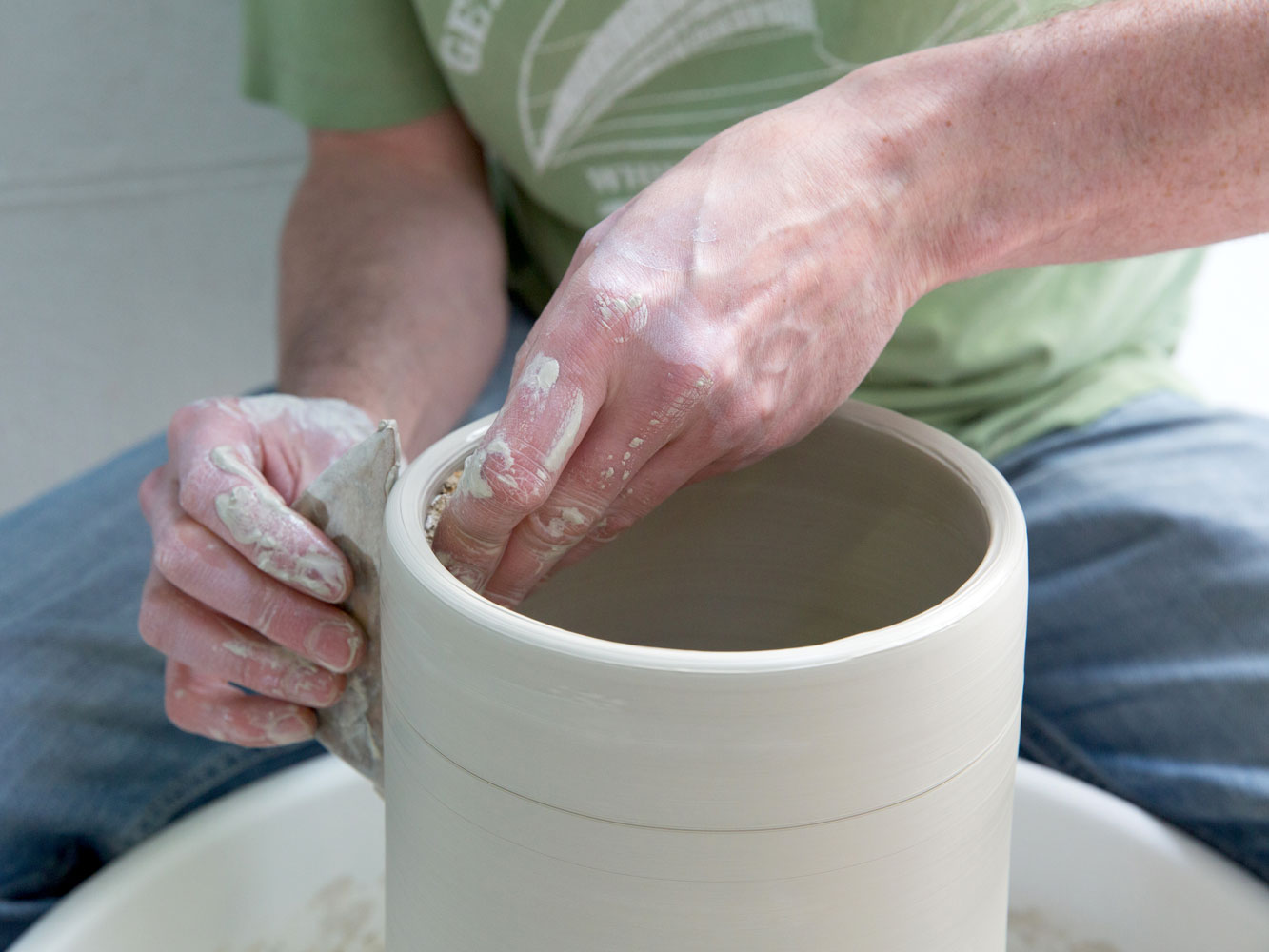 Pottery Wheel Throwing (Foundation EXTRA)