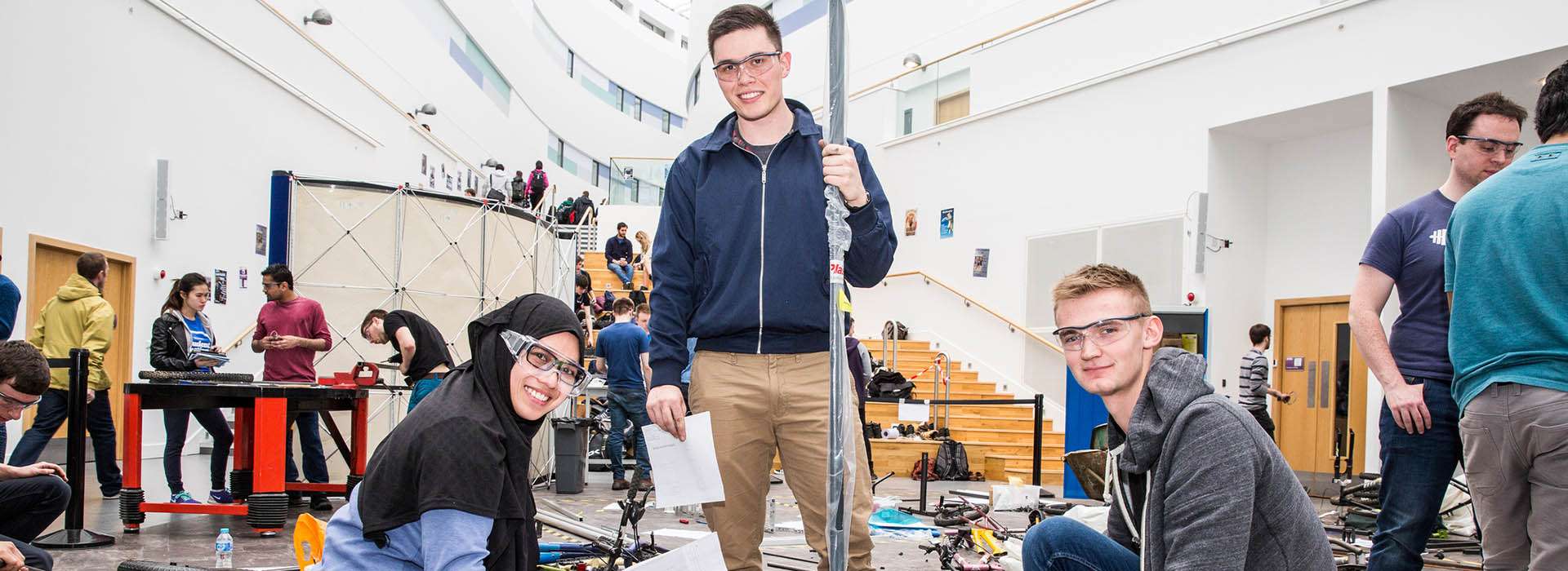 students working on an engineering project
