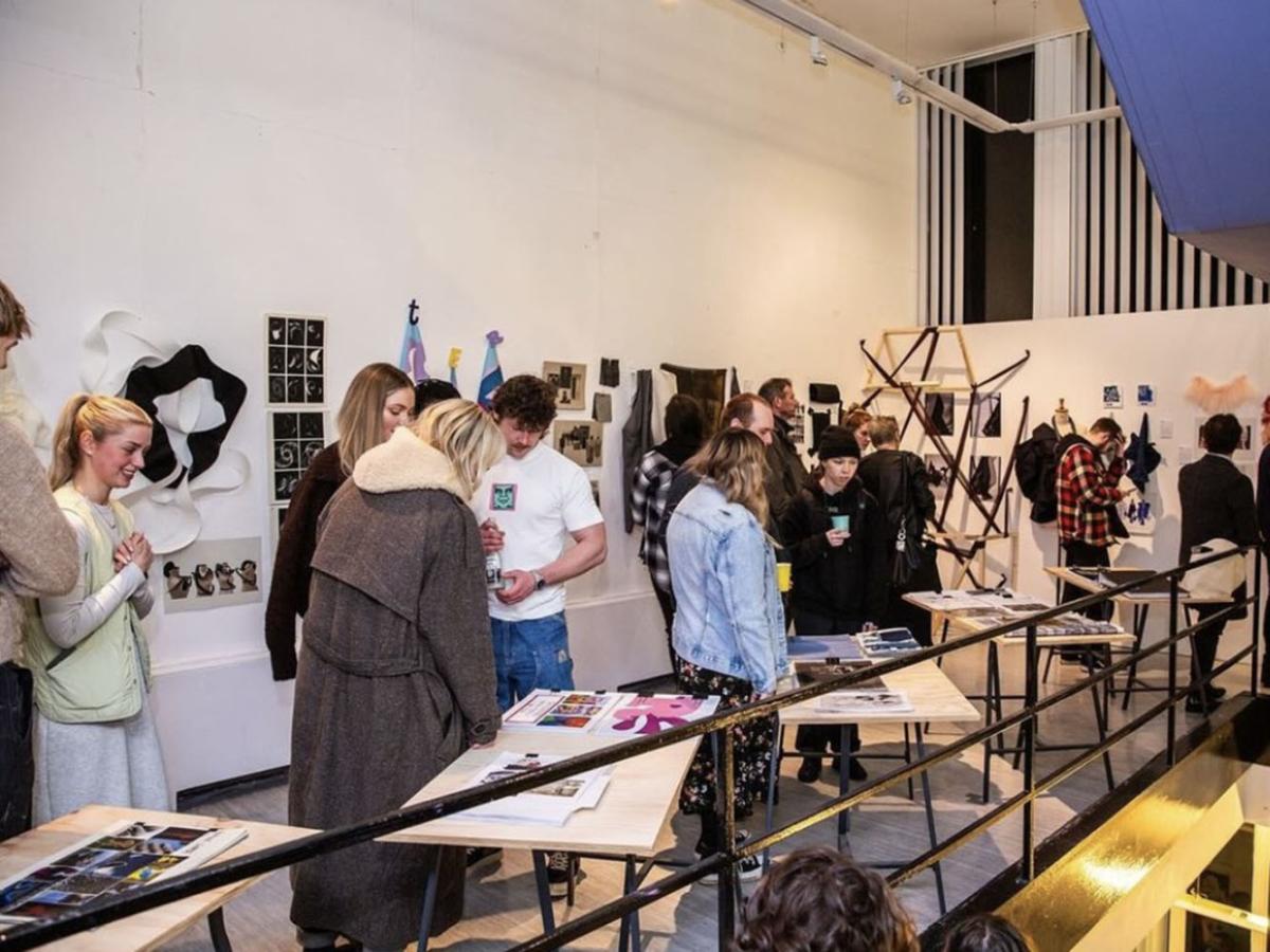 AWITLOAS-Revel-exhibition