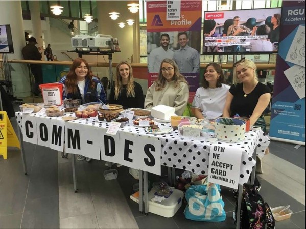 Com Des students Com Des students