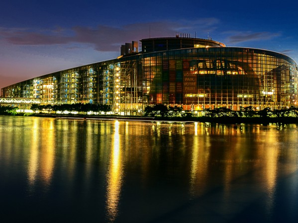 Democratic Legitimacy in the EU: Inside the 'Black Box’ of Informal Trilogues Democratic Legitimacy in the EU: Inside the 'Black Box’ of Informal Trilogues