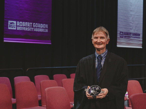 Mike Melvin receiving his award Mike Melvin receiving his award