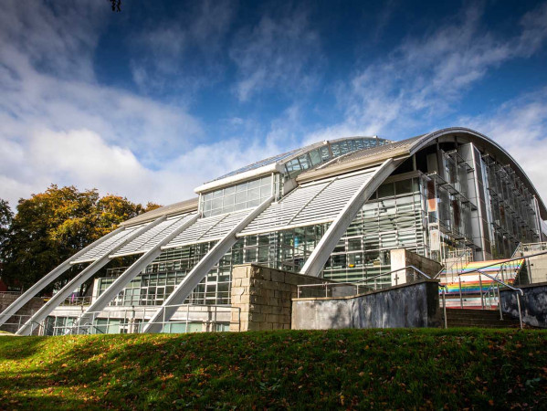 RGU Ishbel Gordon Building in autumn