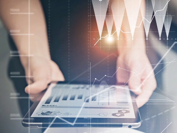 Introduction to Business Intelligence Introduction to Business Intelligence