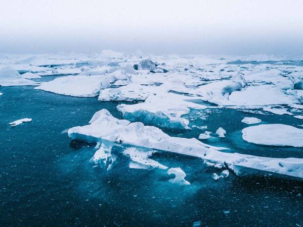 Birds eye view of icebergs